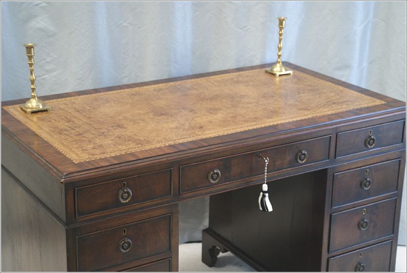 2046 Antique Small Mahogany Pedestal Desk (3)